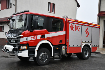 Nowy pojazd ratowniczo - gaśniczy w KP PSP Miechów